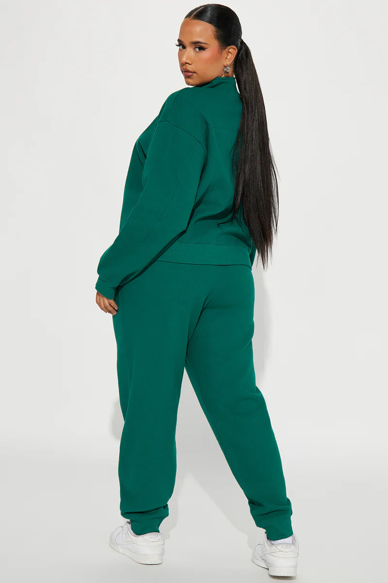 ON MY OWN HALF ZIP SWEATSUIT