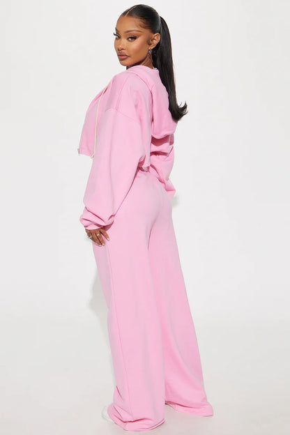 ON THE WAY SWEATPANT SET