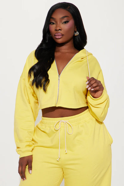 ON THE WAY SWEATPANT SET