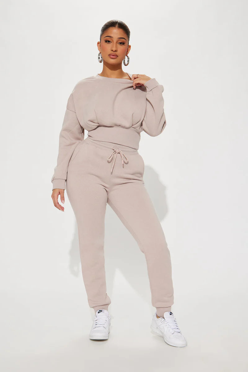 TRULY AMAZING JOGGER SET