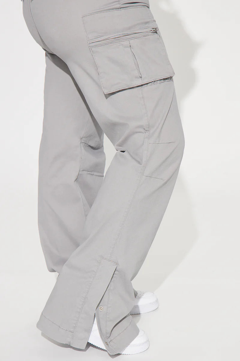 SHE'S A KEEPER CARGO PANT