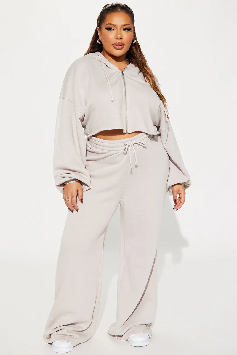 ON THE GO FLEECE PANT SET