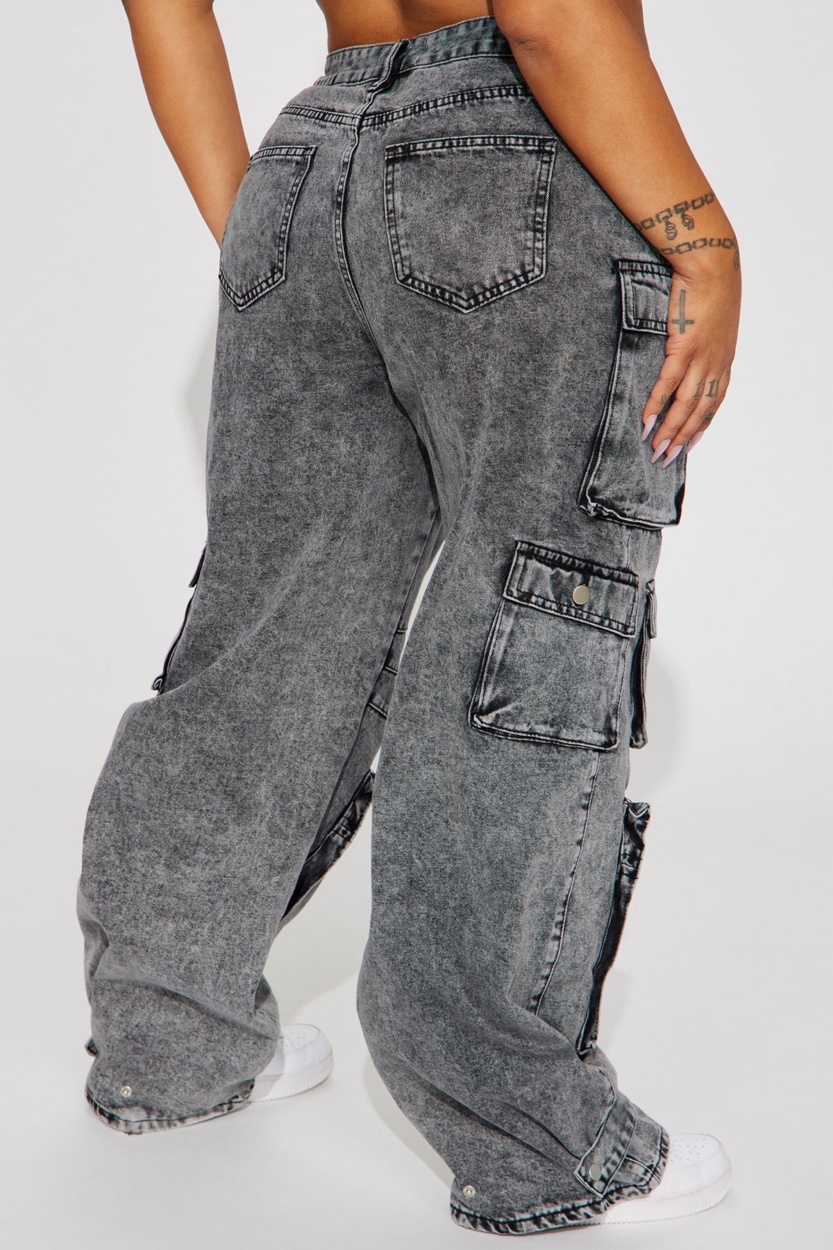 BILLIE LOW SLUNG CARGO JEANS