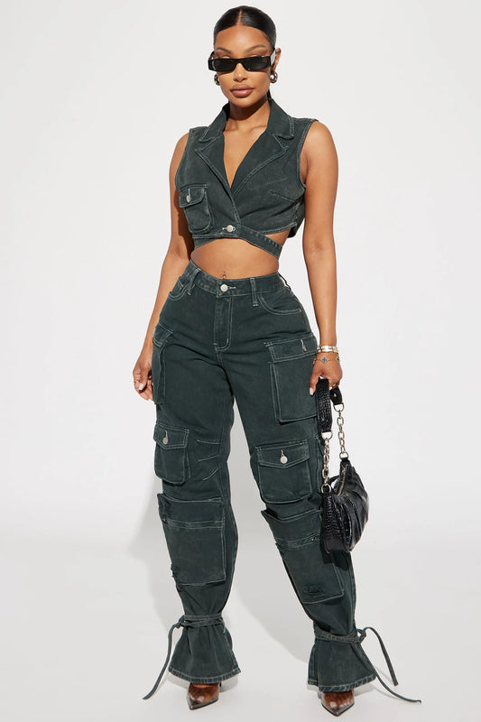 BILLIE RIPPED ANKLE TIE CARGO JEANS