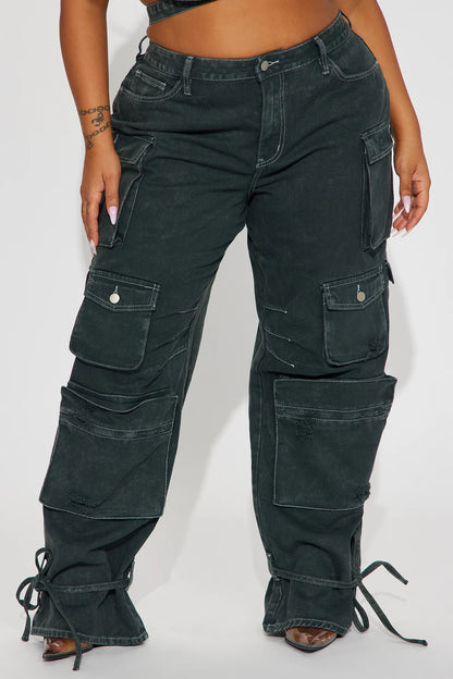 BILLIE RIPPED ANKLE TIE CARGO JEANS