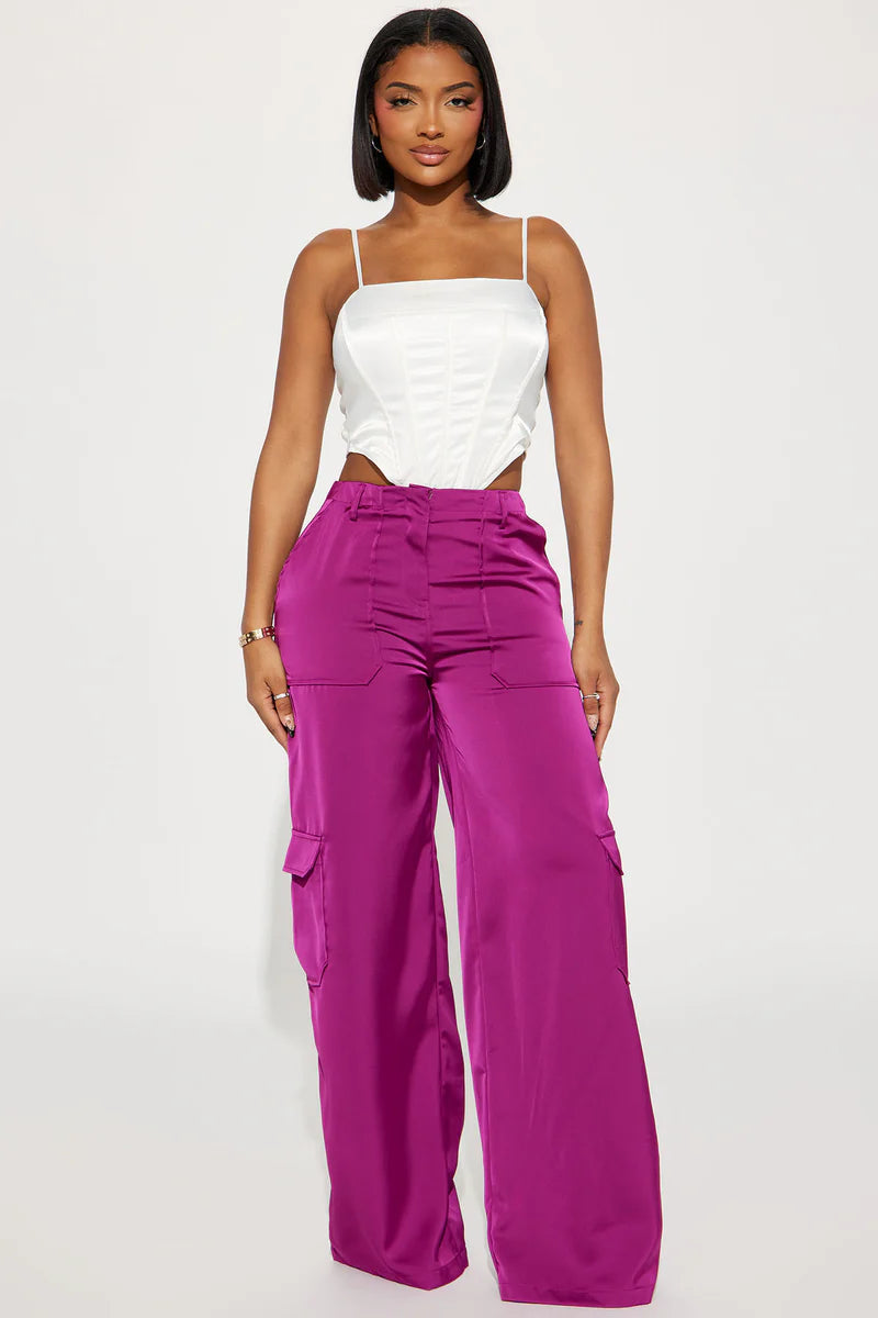 PRETTY GILR WALK SATIN CARGO