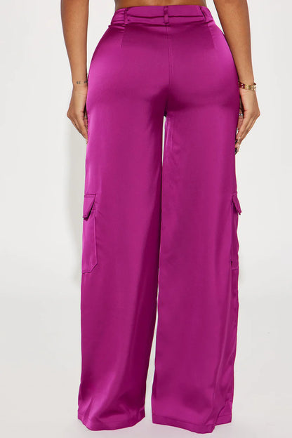 PRETTY GILR WALK SATIN CARGO