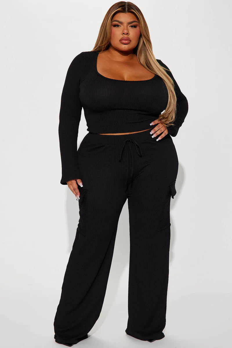 NOBODY LIKE ME RIBBED PANT SET