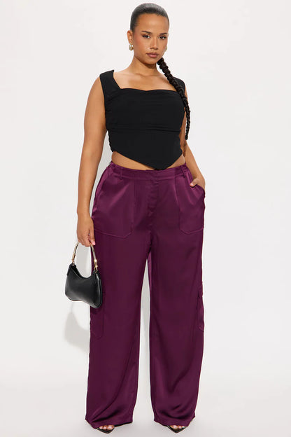 PRETTY GILR WALK SATIN CARGO