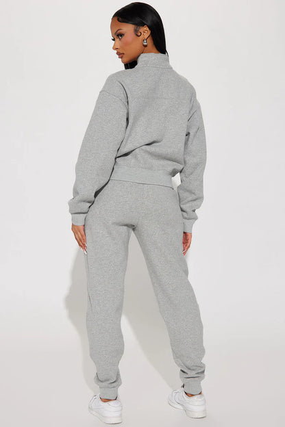 ON MY OWN HALF ZIP SWEATSUIT