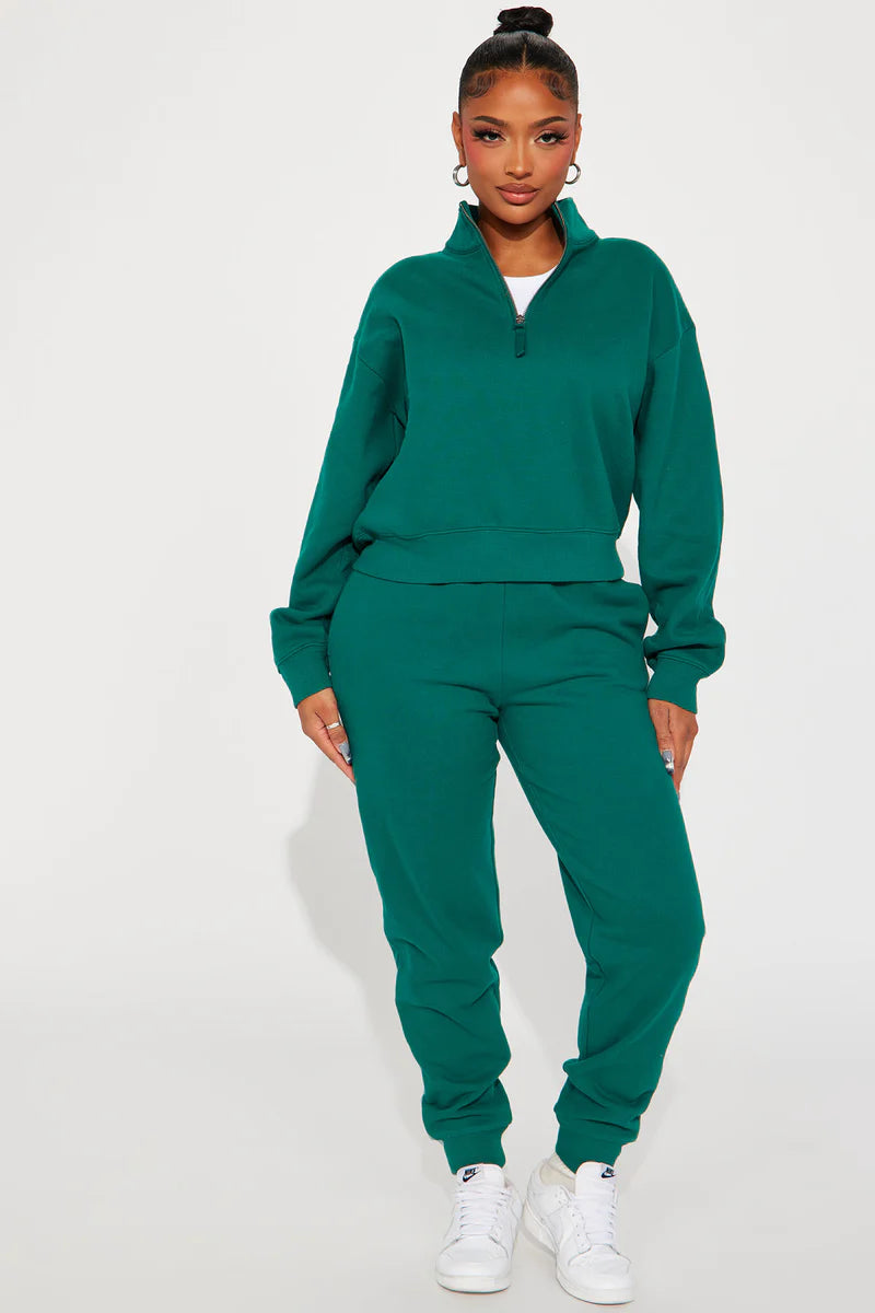 ON MY OWN HALF ZIP SWEATSUIT