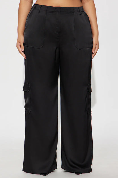 PRETTY GILR WALK SATIN CARGO