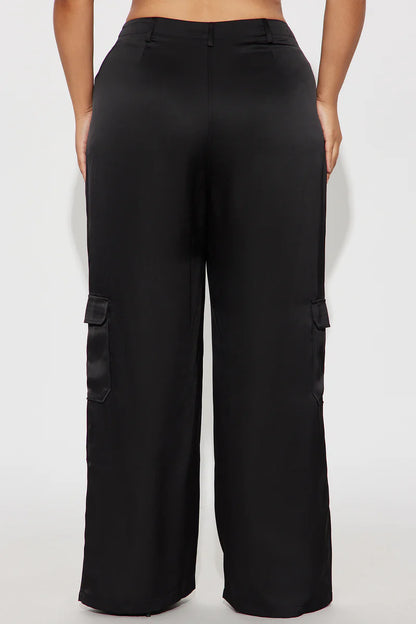 PRETTY GILR WALK SATIN CARGO