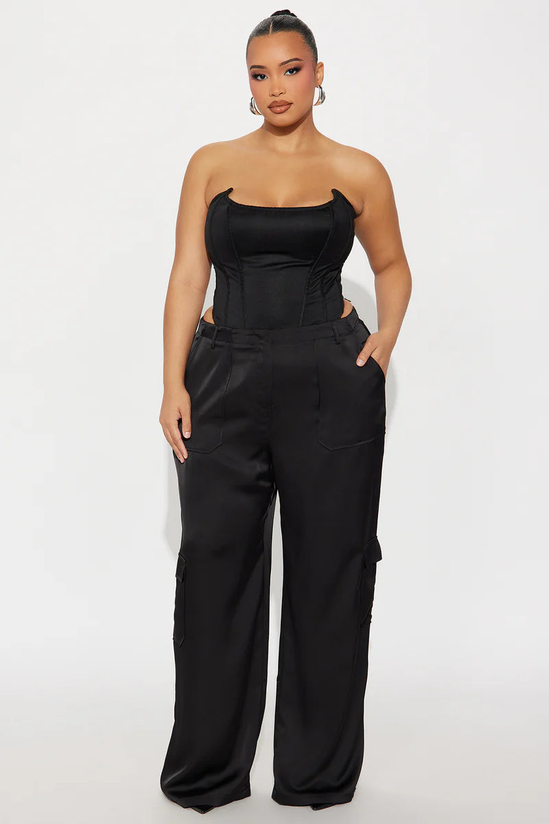 PRETTY GILR WALK SATIN CARGO