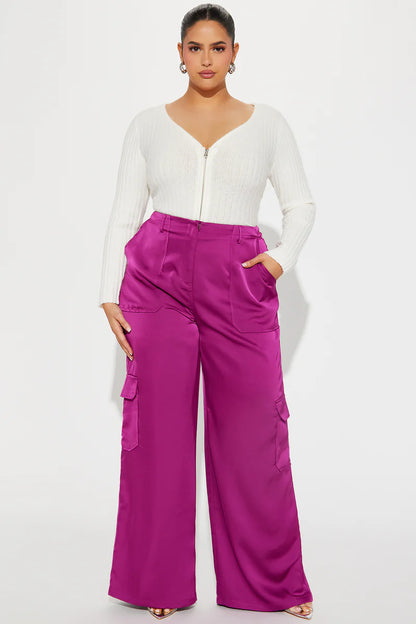 PRETTY GILR WALK SATIN CARGO