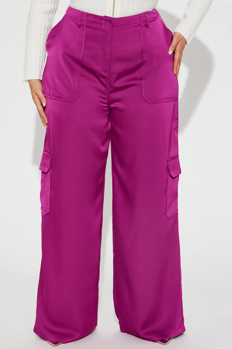 PRETTY GILR WALK SATIN CARGO