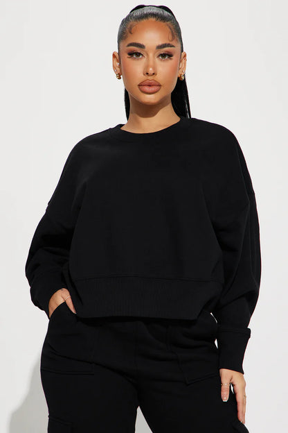 FOLLOW ME AROUND SWEATSUIT SET