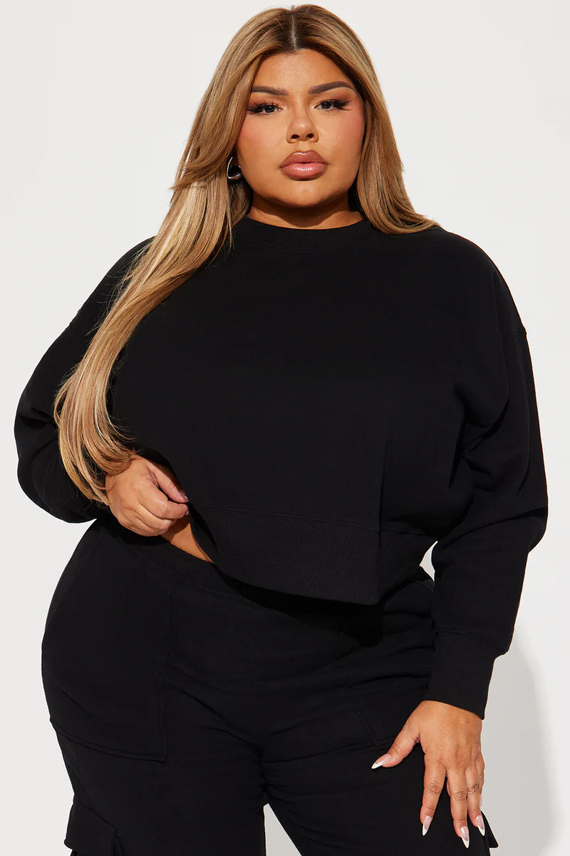 FOLLOW ME AROUND SWEATSUIT SET