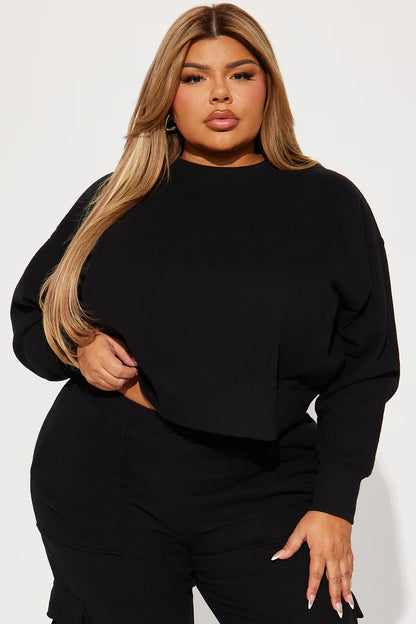 FOLLOW ME AROUND SWEATSUIT SET