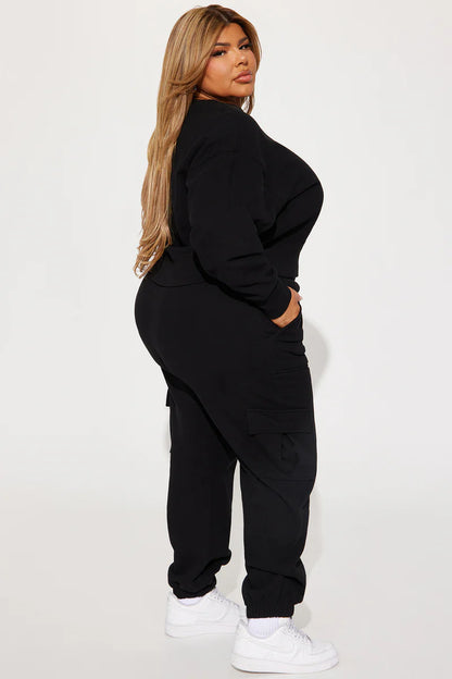 FOLLOW ME AROUND SWEATSUIT SET