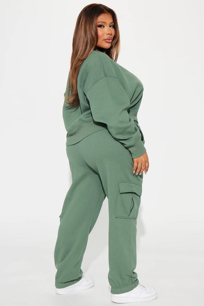 FOLLOW ME AROUND SWEATSUIT SET