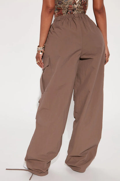 GIRL CRUSH PARACHUTE PANT