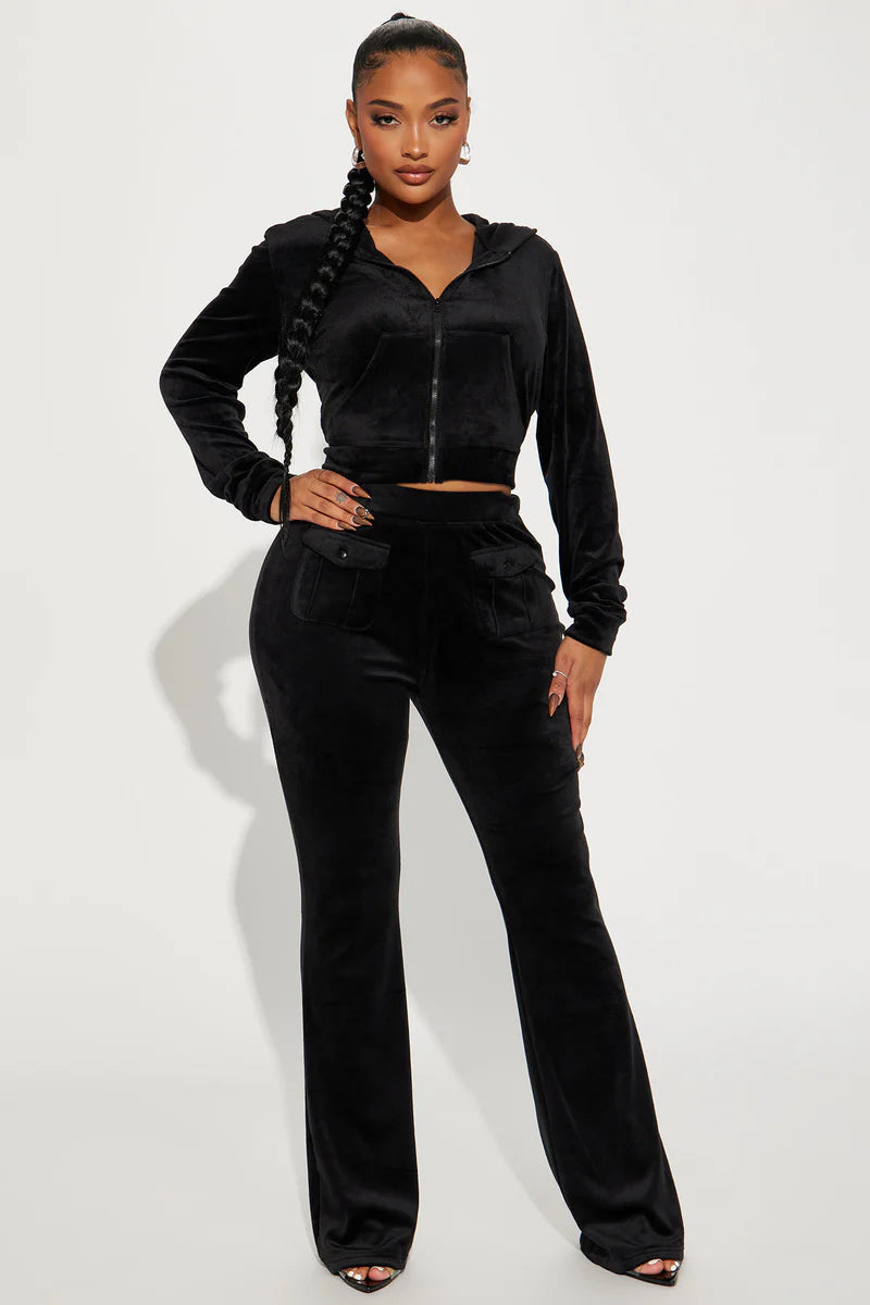 MY FAVORITE VELOUR PANT SET