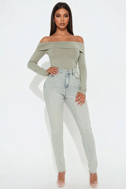 CHANTEL OFF SHOULDER BODYSUIT
