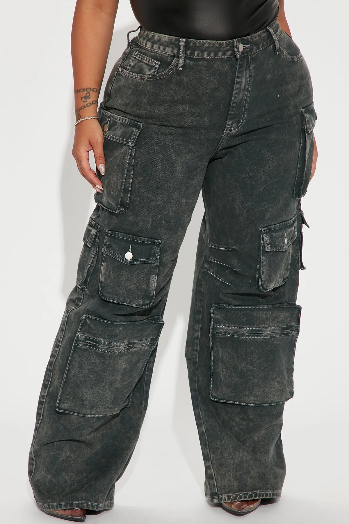 LILY HIGH RISE CARGO JEANS